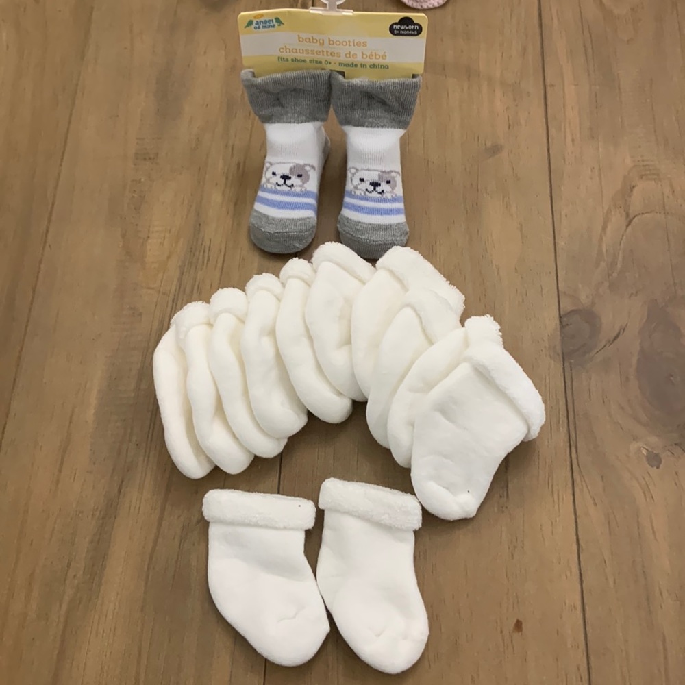 Newborn Socks/Bootie